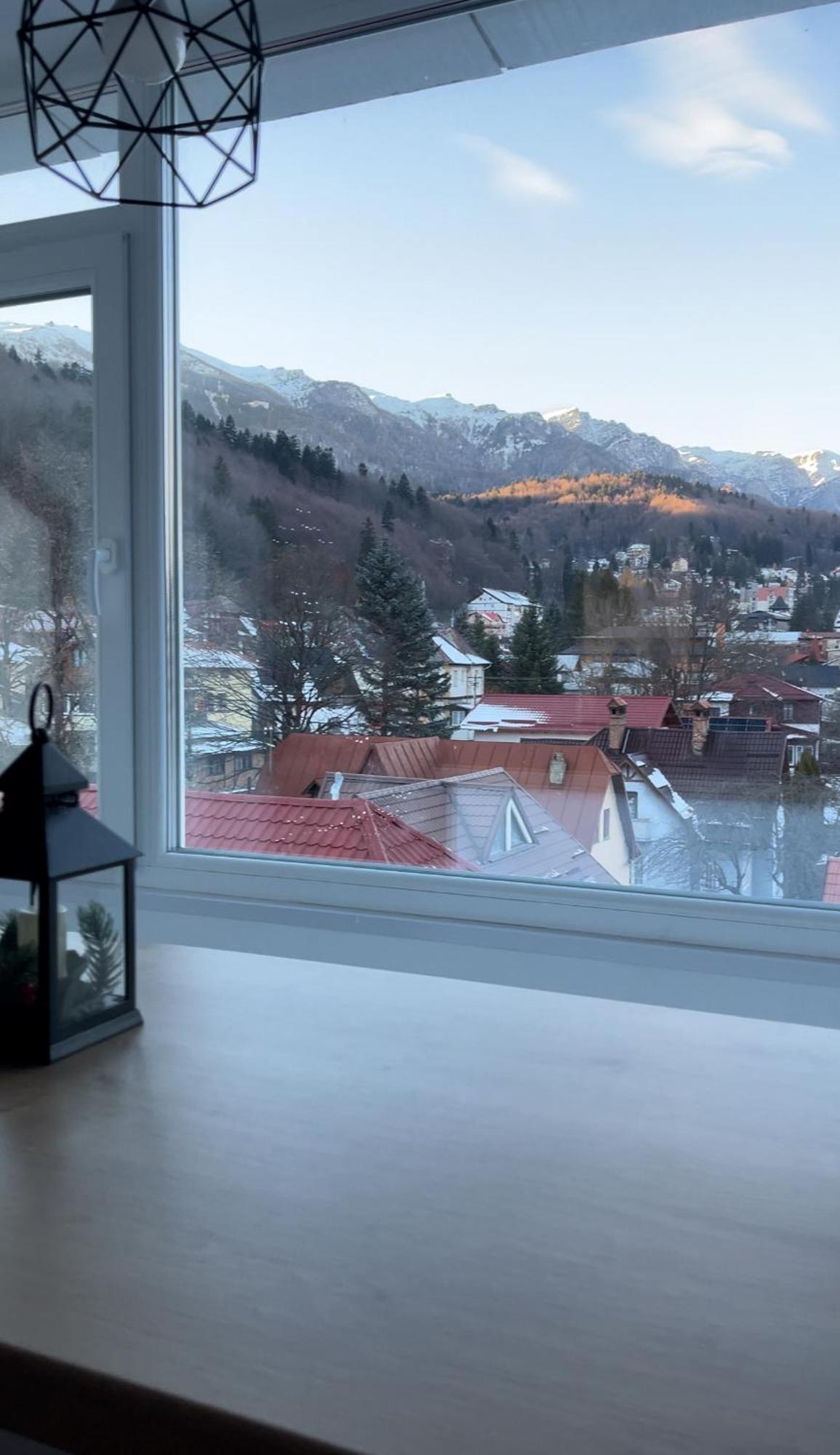 Mountain View Apartment